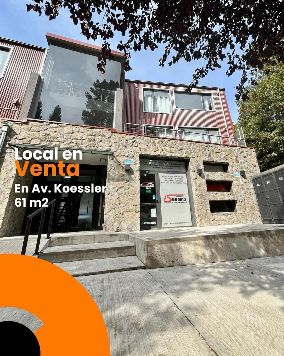 Local en venta sobre la Avenida Koessler, San Martín De Los Andes - 1