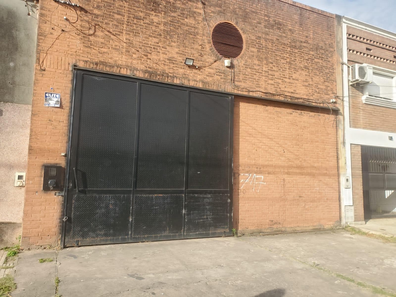 Galpón en alquiler - 1