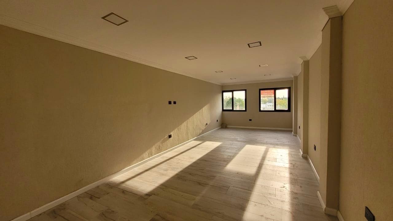 ALQUILER OFICINA A ESTRENAR - CIPOLLETTI - 1