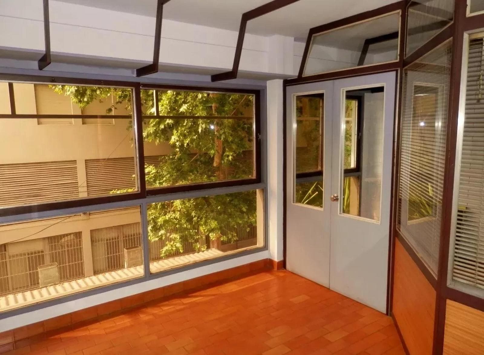Oficina en venta - 3 Ambientes - Cochera - 33Mts2 - Olivos - 1
