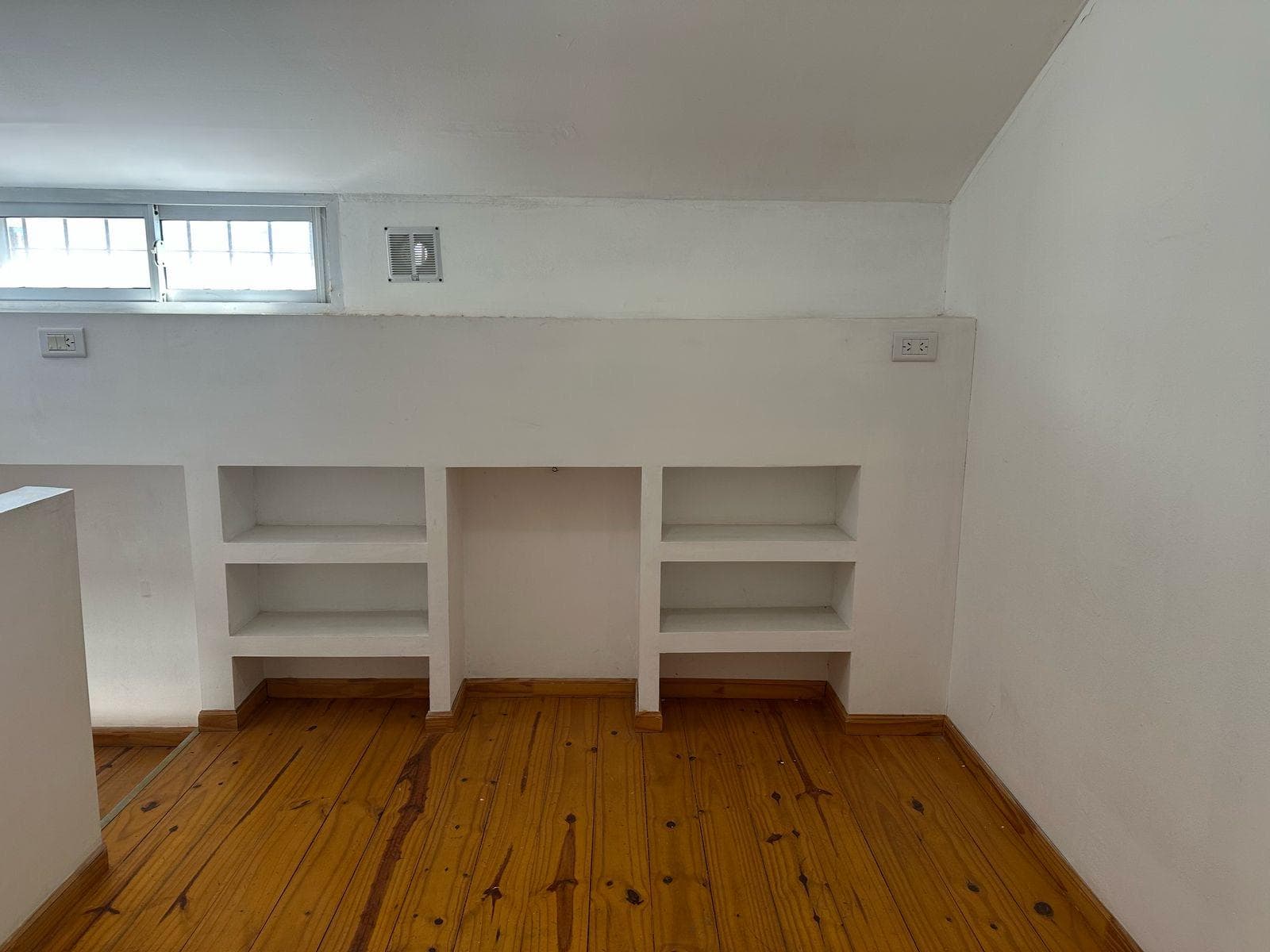 ALQUILER Oficina en Pichincha, Rosario - 1