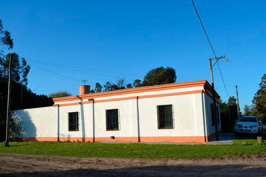 Casa quinta en venta - 3 dormitorios 3 baño 2 cocheras - 11500mts2 - Miramar - 1