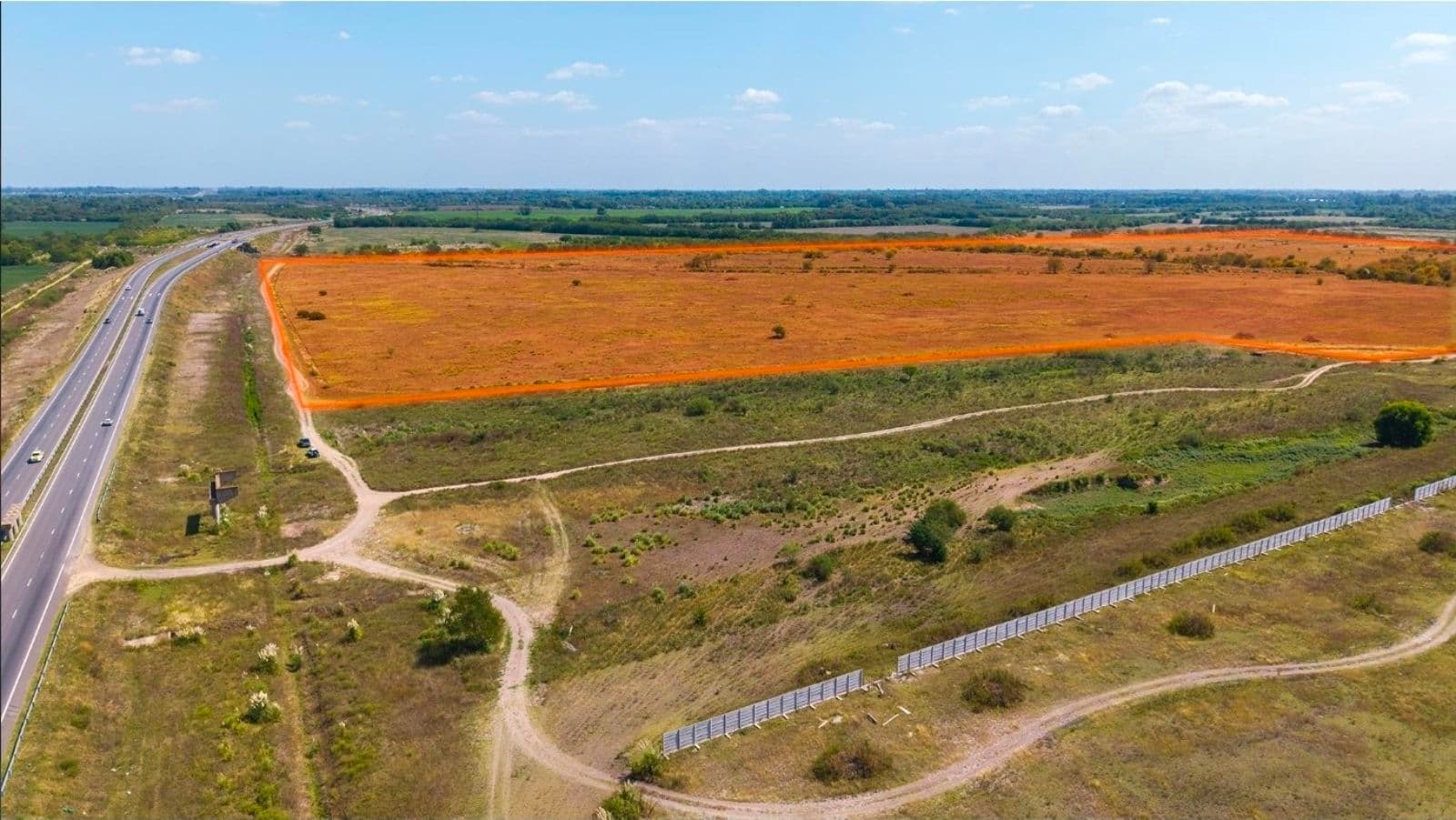 Venta Terreno sobre Autopista camino Buen Ayre en La Matanza - 1