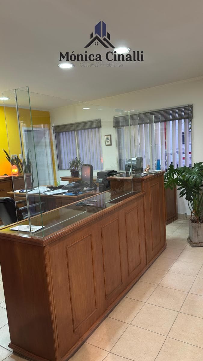 Local en Villa Regina - 1