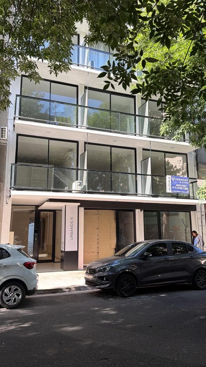 Local en construcción. 43 mts. Alsina 2128. Congreso. - 1