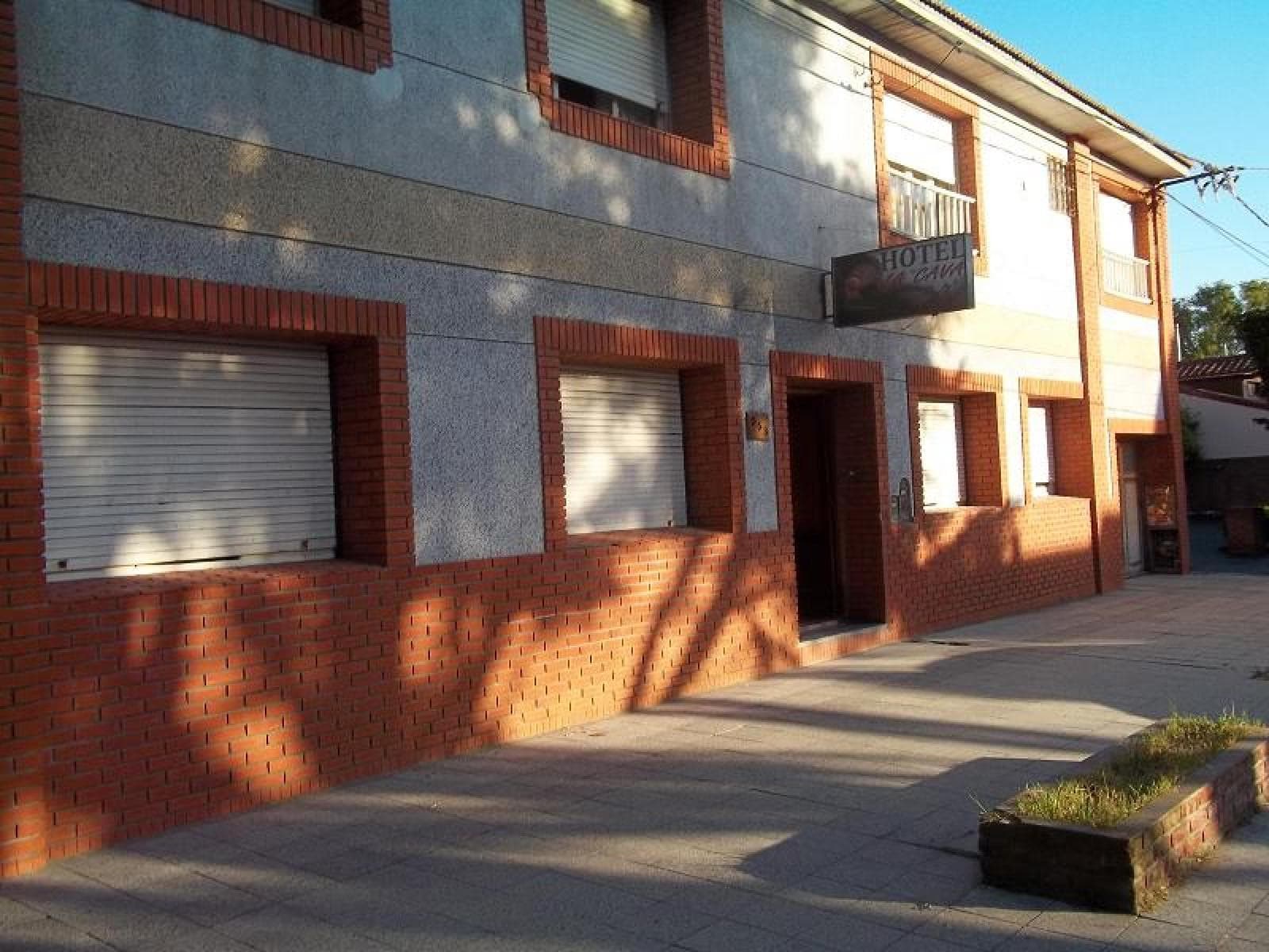 Hotel en venta - 13 Habitaciones - Miramar - 1