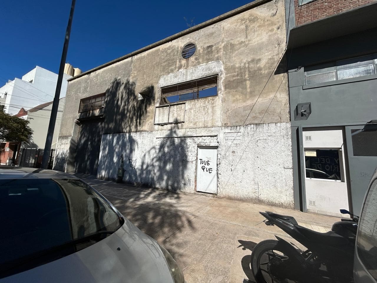 Lote en alquiler de 811.70m2 en Liniers - 1