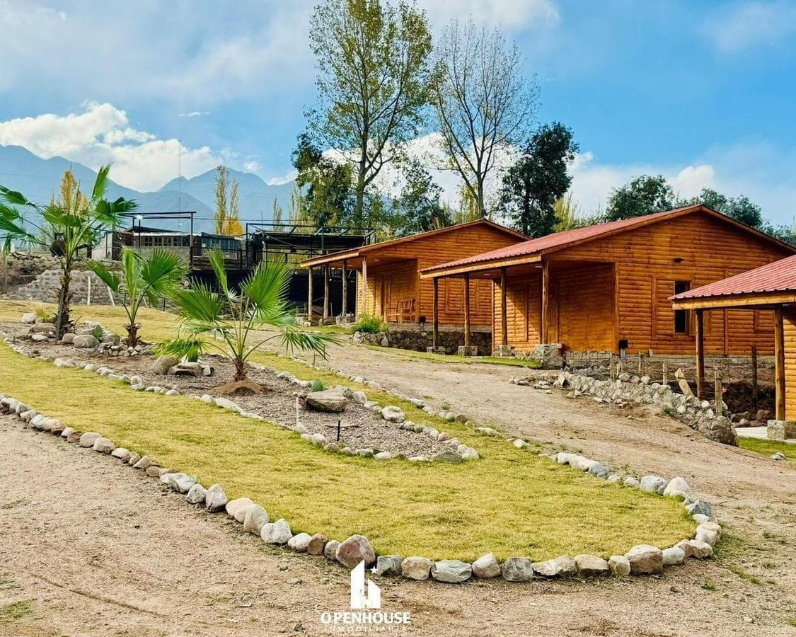 OPENHOUSE VENDE FABULOSAS CABAÑAS EN BLANCO ENCALADA,LUJAN DE CUYO. - 1