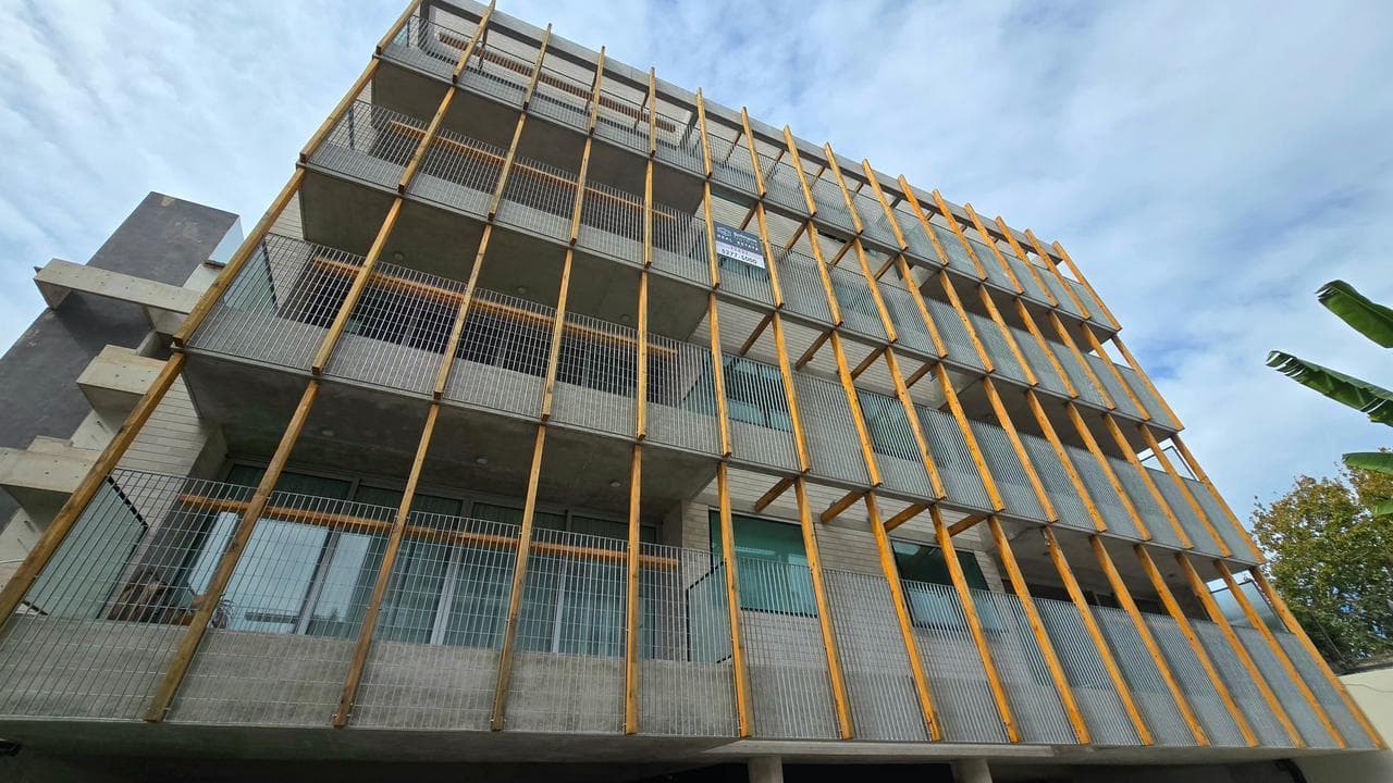 DEPARTAMENTO 4 AMBIENTES EN Vte Lopez - 1