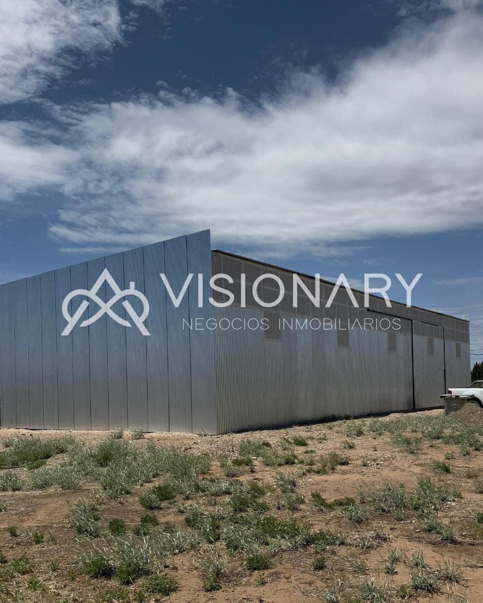 Galpon en ALQUILER con amplio terreno - Plottier - Neuquen - 2