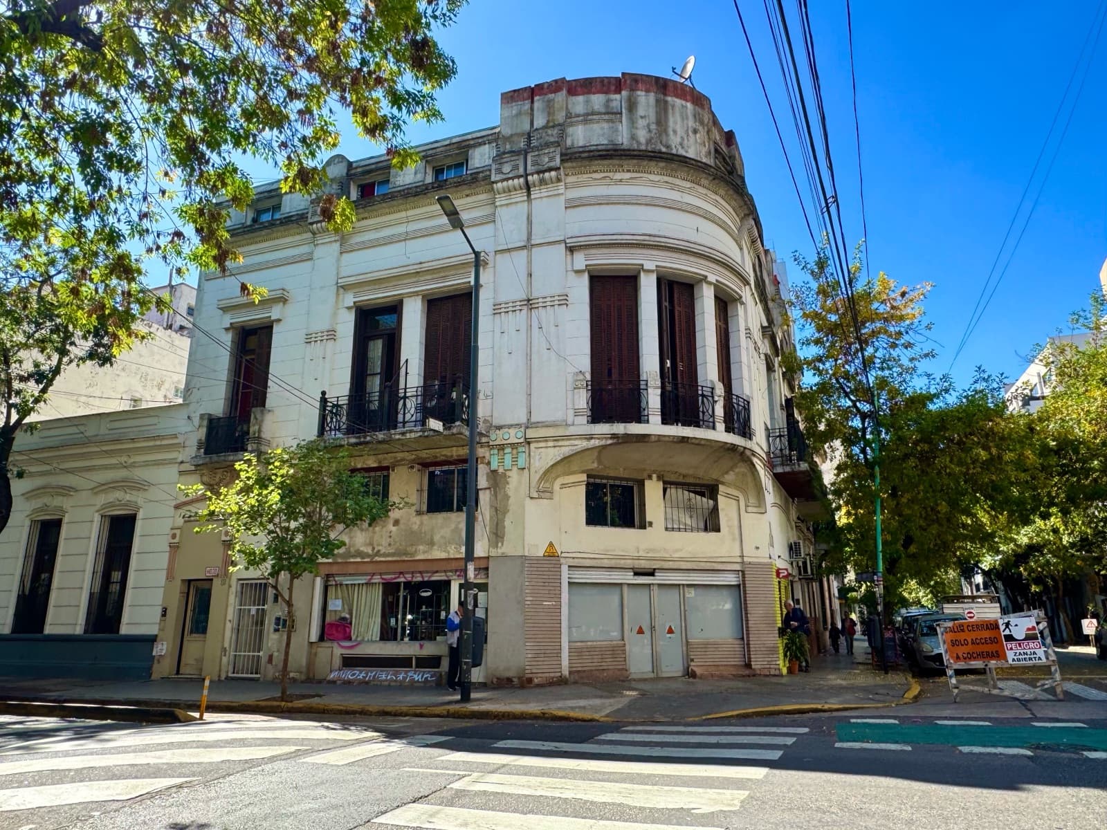 ¡Gran Residencia en San Cristobal! 19 dormitorios - 1