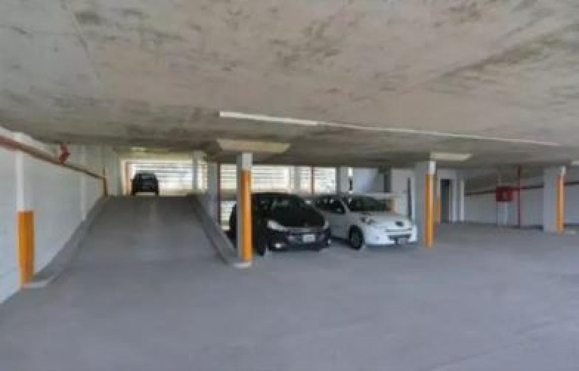 Cochera en venta - 12Mts2 - Quilmes - 1