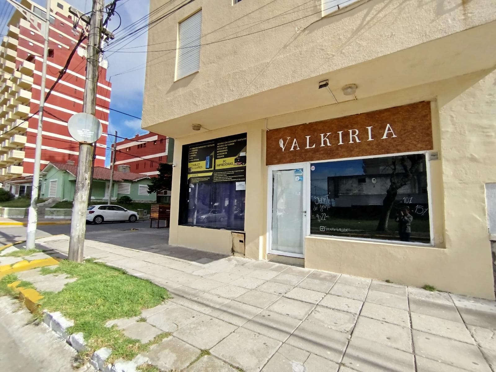 Local comercial sobre Chiozza - 1