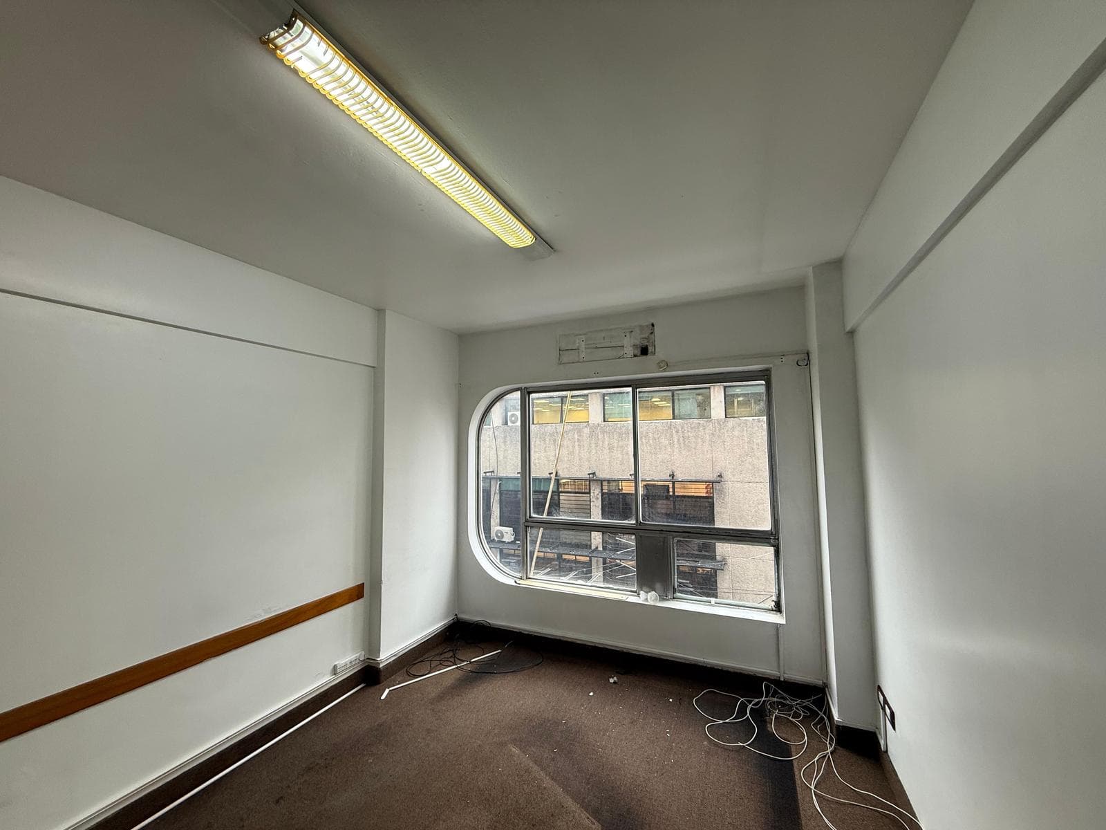 Oficina a la venta en avellaneda centro - 1