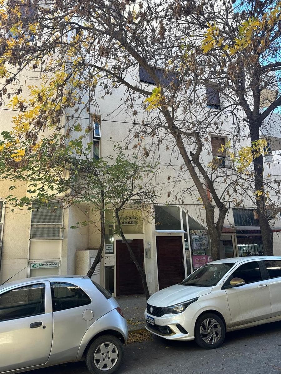 Oficinas en venta pleno centro Villa Carlos Paz - 1