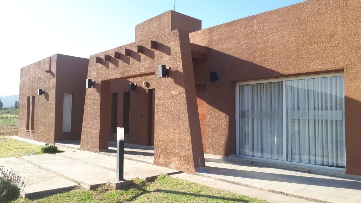 Casa Barrio Cerrado en Zonda. - 1