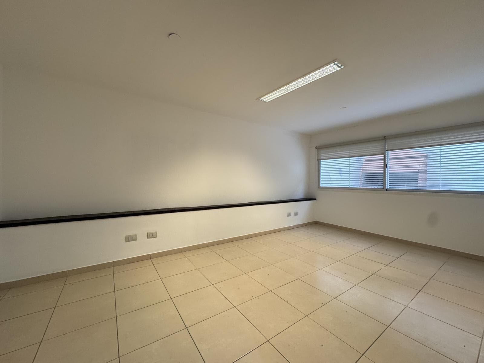 Oficina en venta República de la Sexta - 1