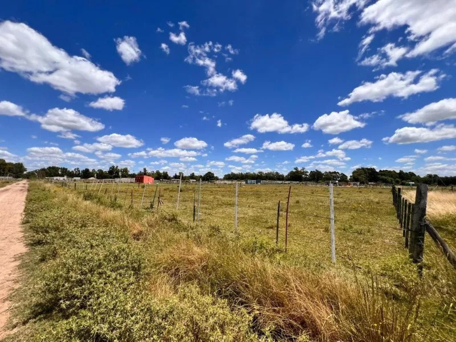 Terreno en venta - 1890mts2 - Brandsen - 1