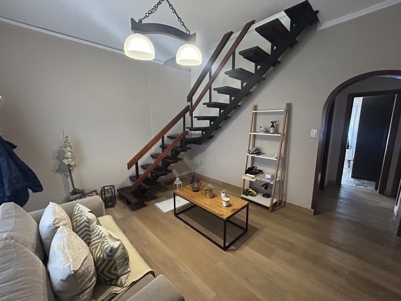 Casa venta Malvinas Argentinas, 5 ambientes con pileta!!! - 1