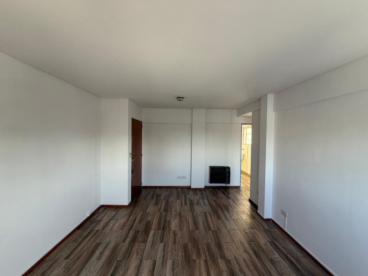 Alquiler departamento 2 ambientes en Morón centro uso Profesional - 1