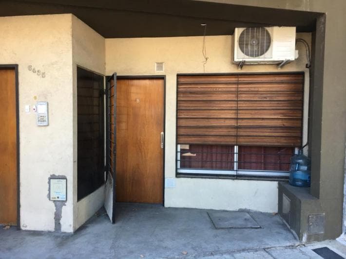 PH 2 ambientes - Planta Baja c/ patio - Liniers - 1