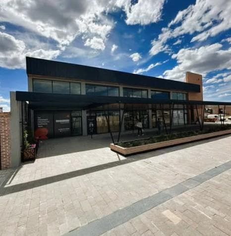 Locales Comerciales Paseo del Valle - Portugal y Murga, Trelew - 1