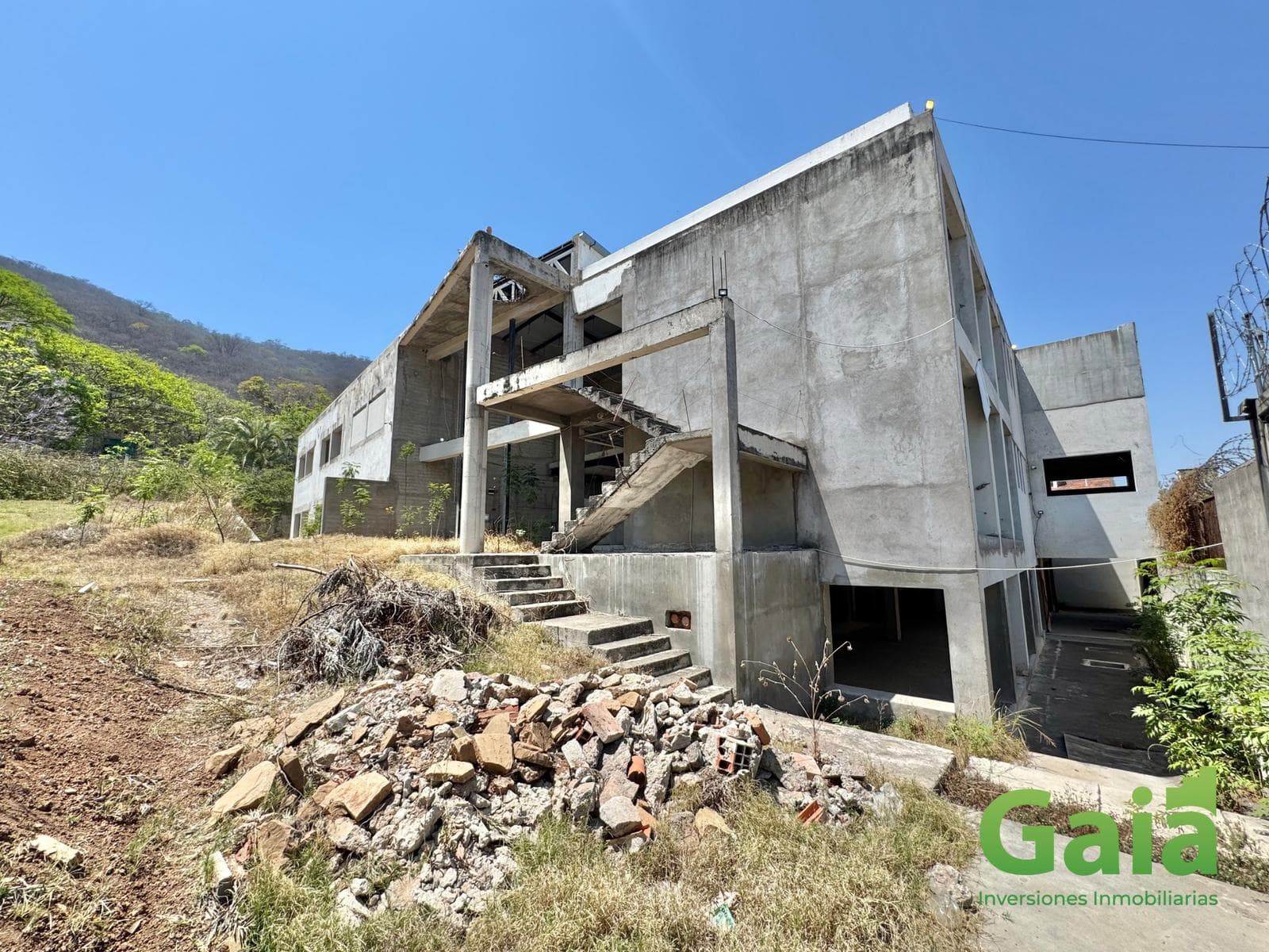 EDIFICIO LOS OLMOS al 400 ESQUINA LOS JUNCOS - 1