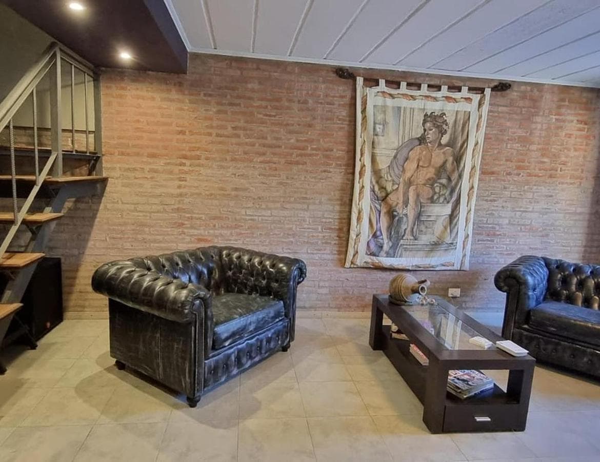 Alquiler de oficinas, con servicios incluidos, en Leloir - 2