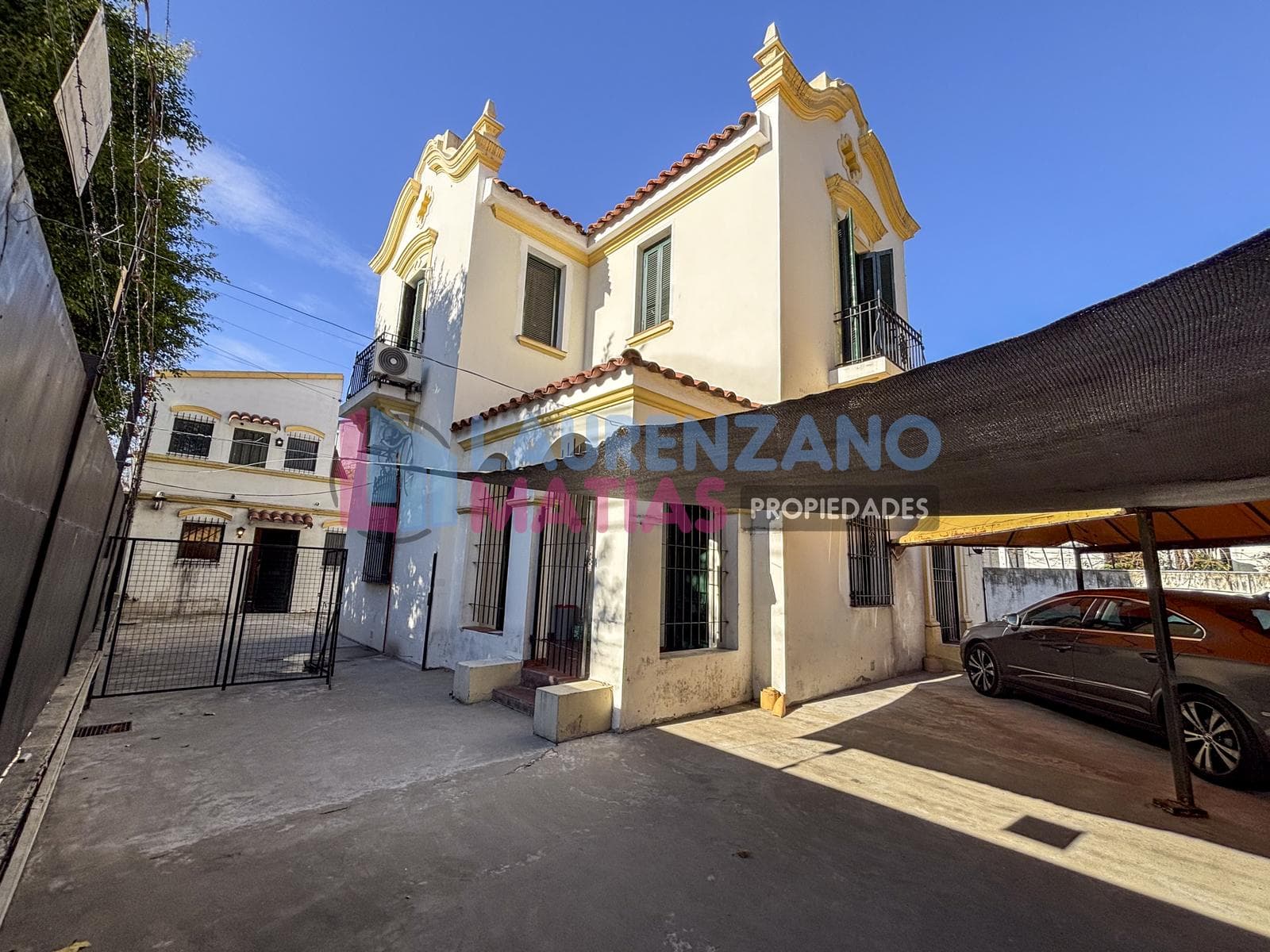 PREDIO EN ESQUINA DE 610 M2 EN VILLA DEVOTO - 1