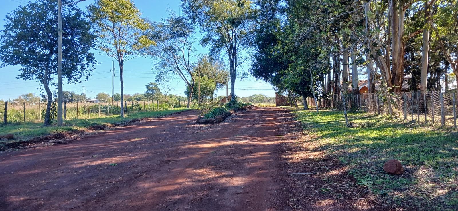 Venta de Terreno en club de campo Los Agapantos, Apostoles, Misiones - 1