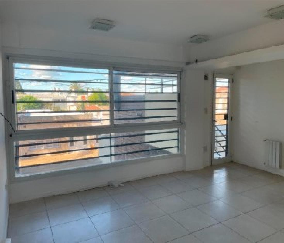 Departamento en venta - 2 Dormitorios 2 Baños - San Pedro - 1