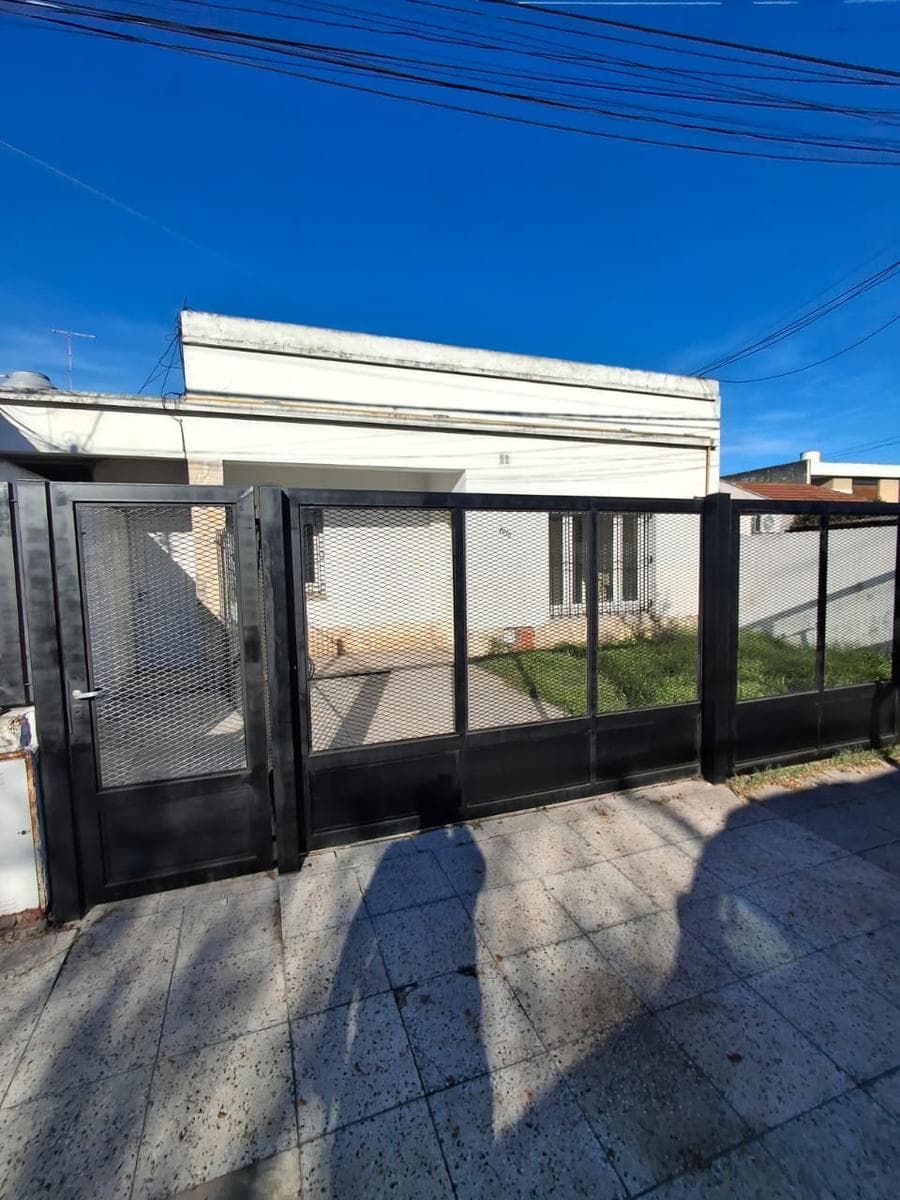 Casa en Mitre al 2000 - 1