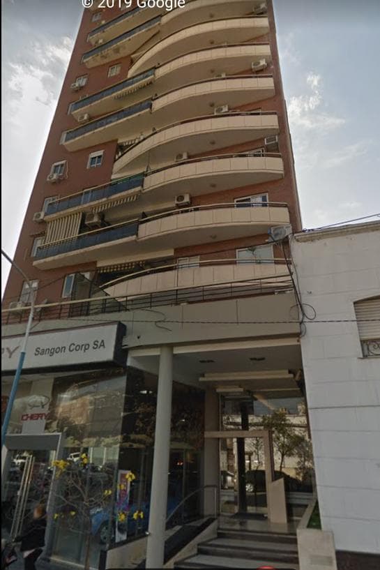 Cochera en Barrio Sur - 1
