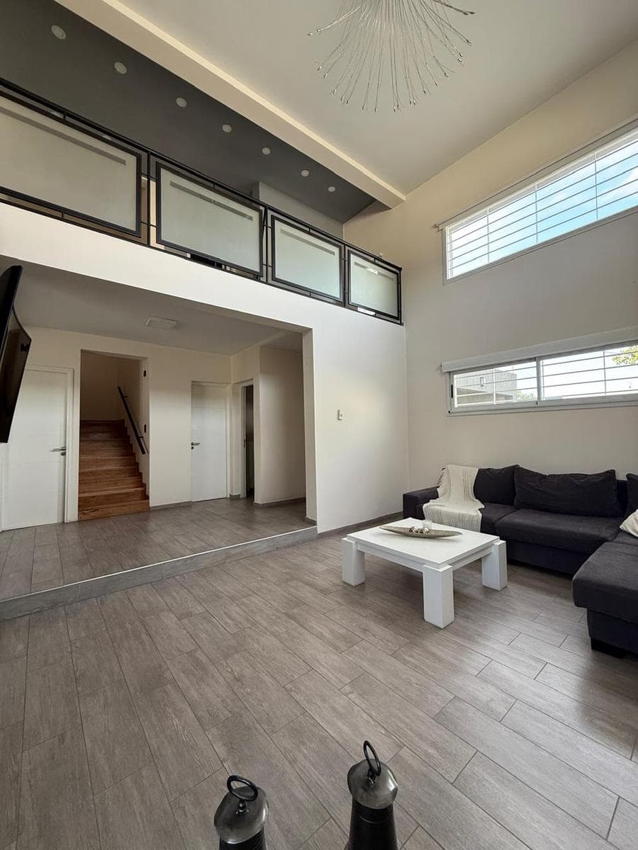 Casa en Santa Lucia - 1