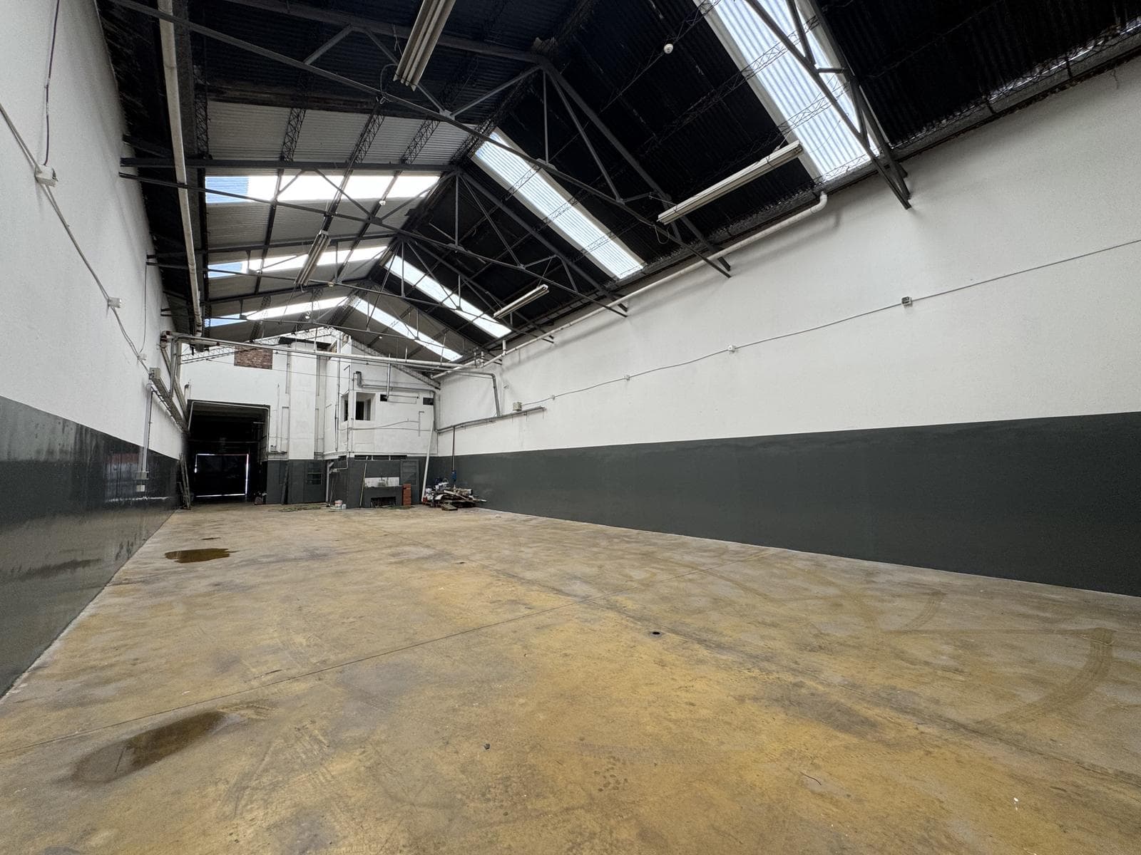 Galpón en Venta - 890m2 Cubiertos - Parque Patricios - Mixtura 3 - 1