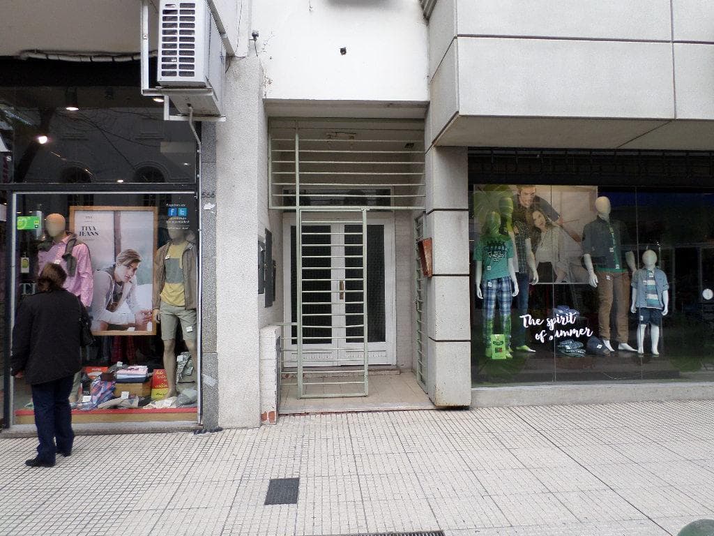 VENTA Departamento 2 dormitorios. Rivadavia Nº582. - 1