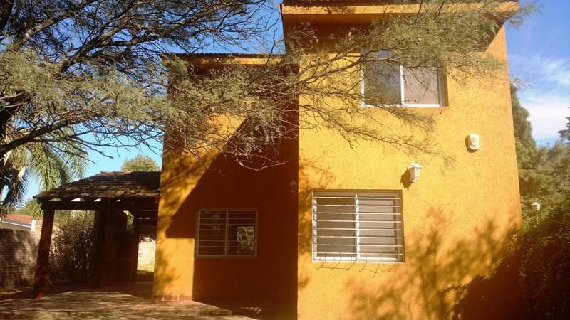 Casa 3 dormitorios - Villa Allende Lomas - Calle Iquique - 1