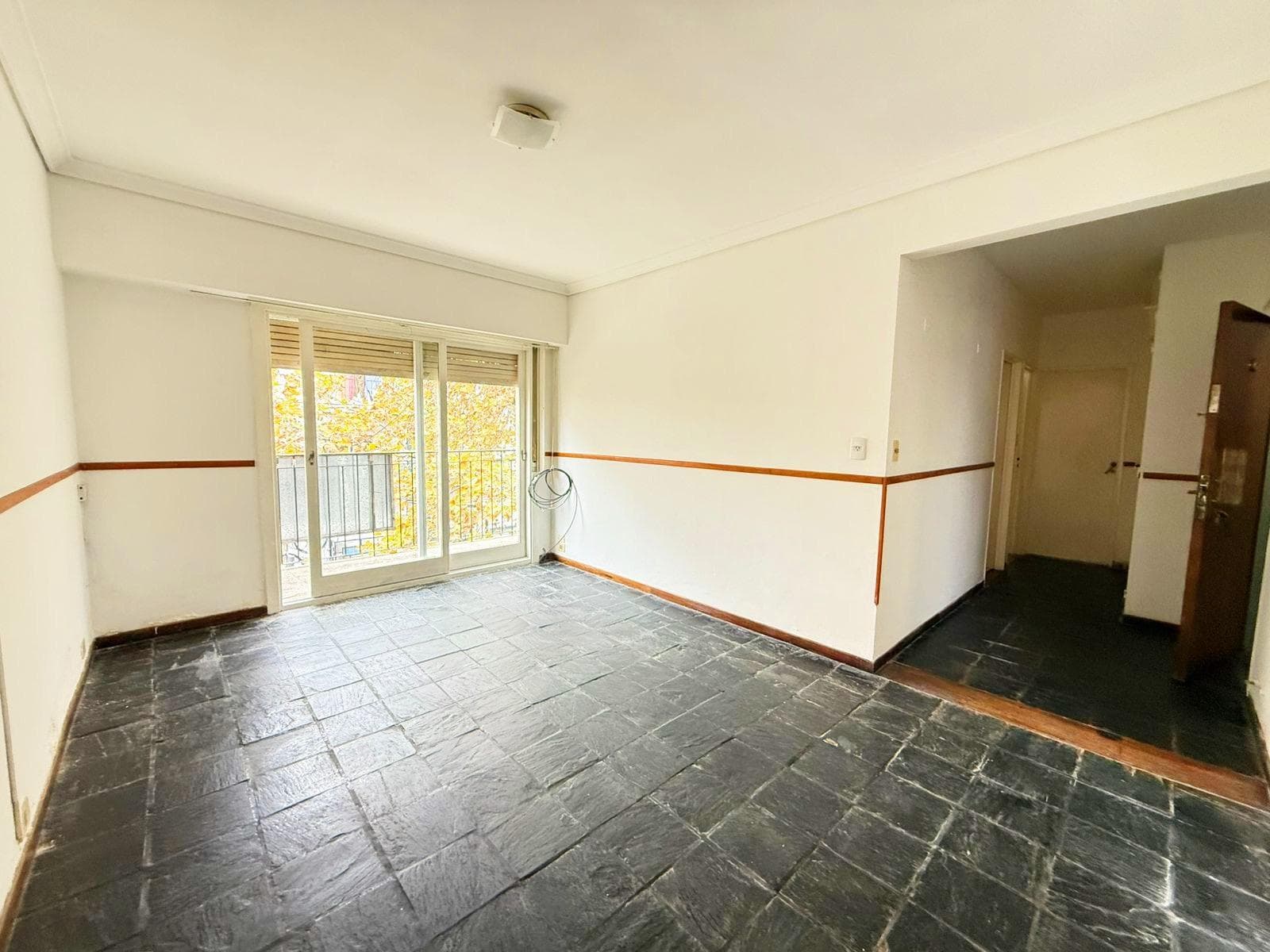 Departamento en venta de tres ambientes en san Fernando - 1