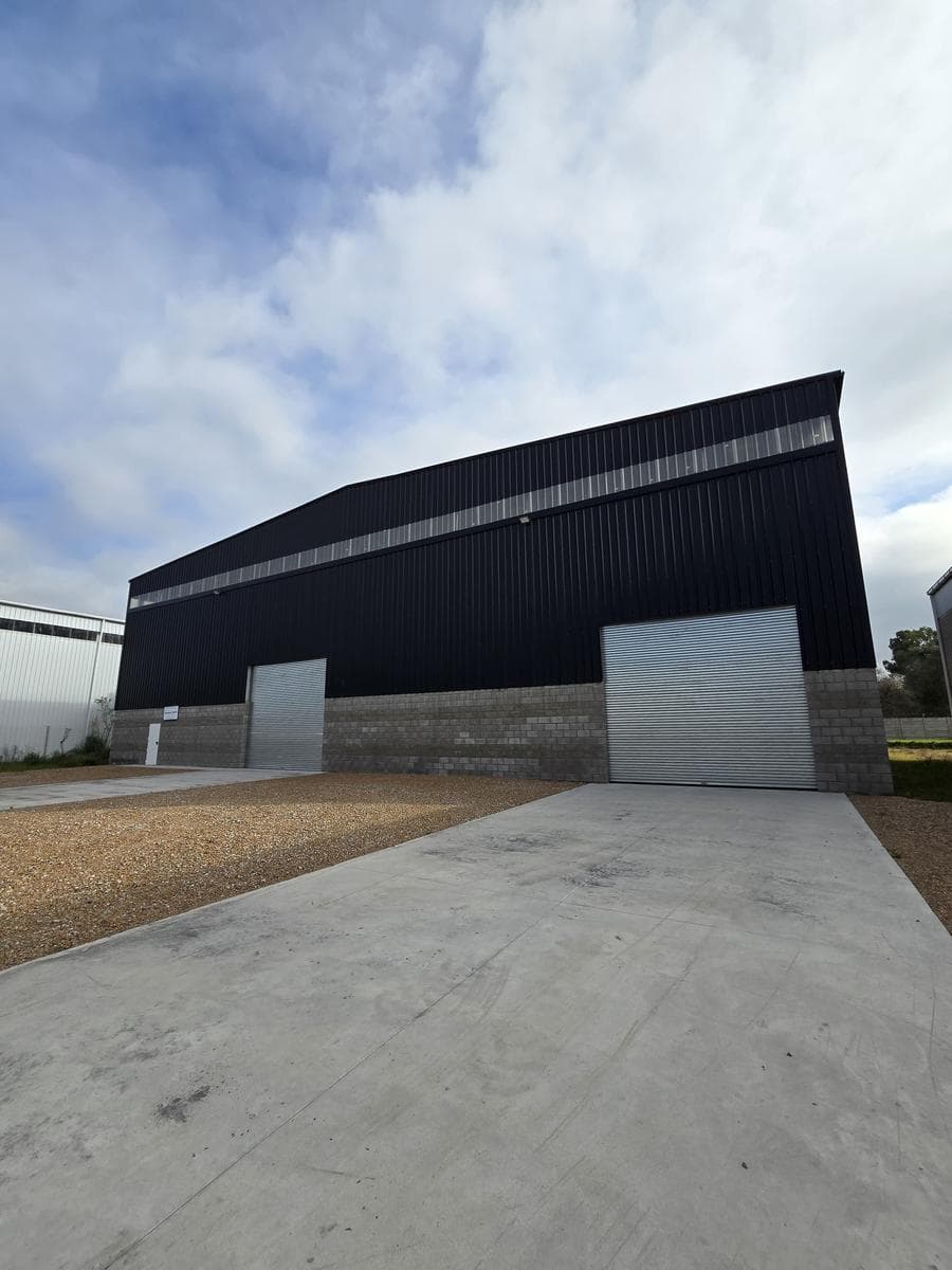 Nave Industrial en Moreno - 1