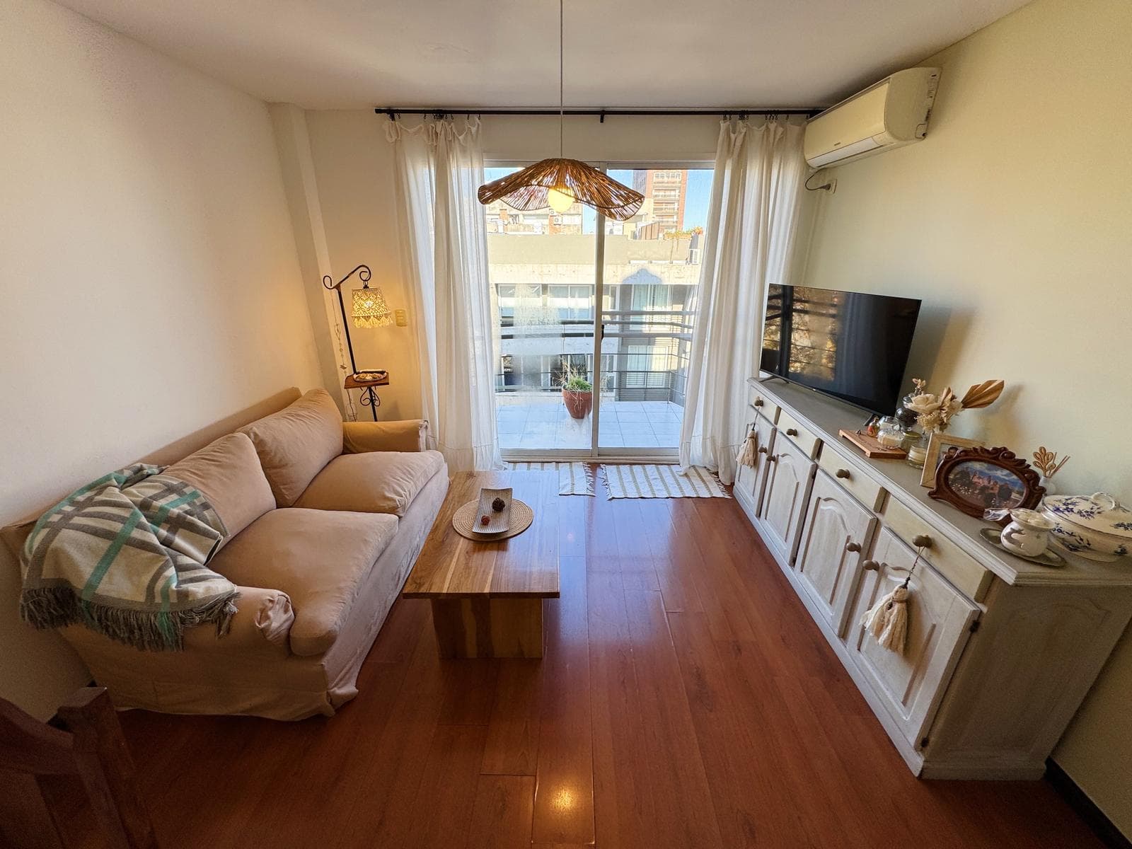 Departamento en venta con terraza propia! Apto credito! - 1