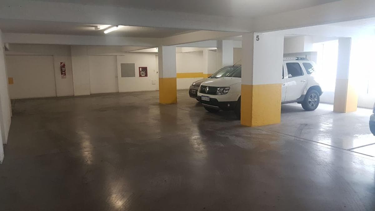 IDEAL INVERSION - COCHERA CUBIERTA - PERMITE ALQUILER FUERA DEL EDIFICIO Y USO DE AMENITIES - 1