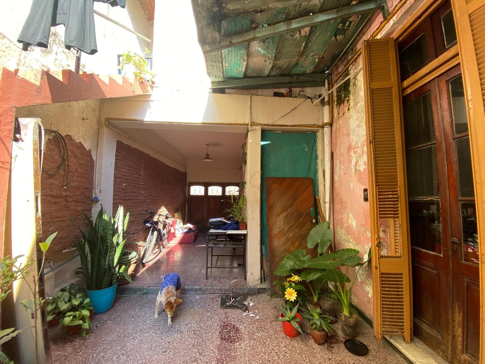 Coronel Salvadores al 1400. Casa en terreno propio. Barracas. - 1