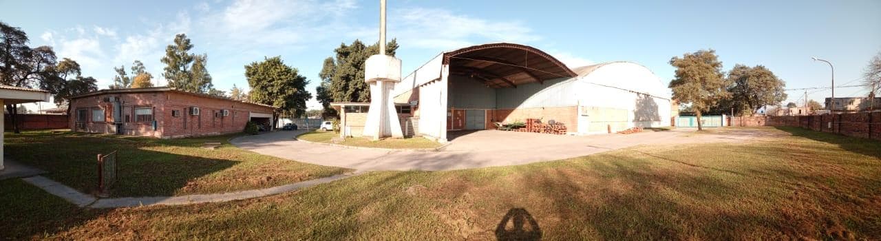 Edificio Comercial en Banda Del Rio Sali - 1