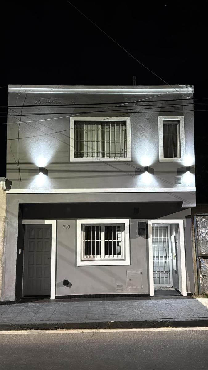 VENTA Departamentos 1 y 2 dormitorios. Balcarce N°710 - 1