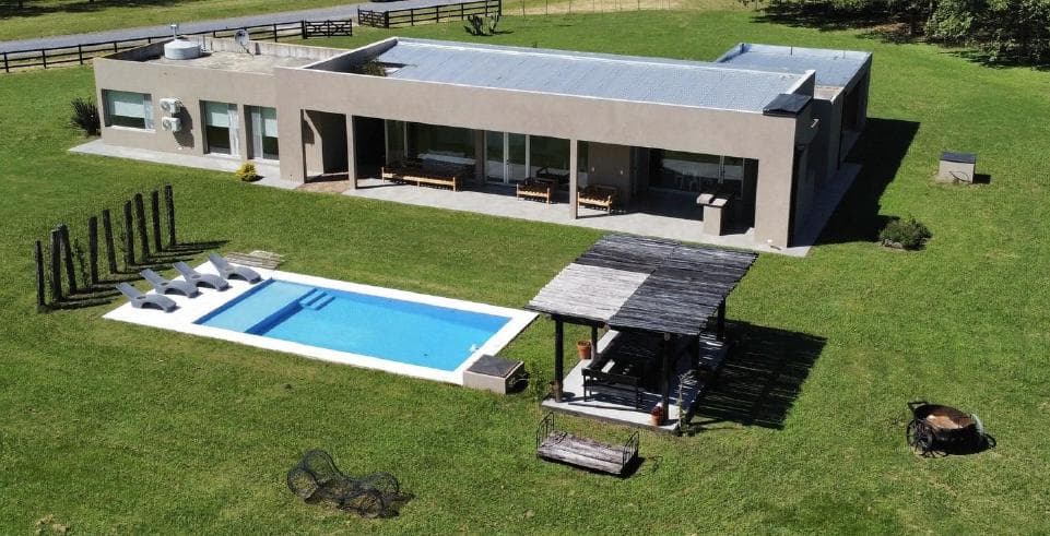 Casa en Exaltación de la Cruz - 1