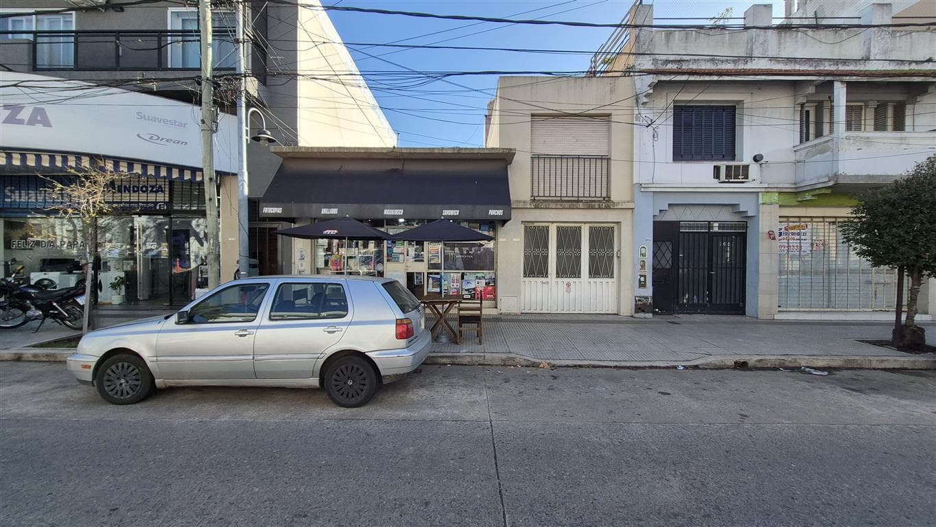 Terreno 300m2 en Venta Sobre Av. Laprida próximo a Mitre. V. Martelli - 1
