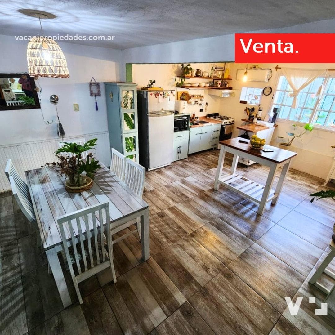 Oportunidad hermoso PH en Venta, ideal dos familias! San Fernando. - 1