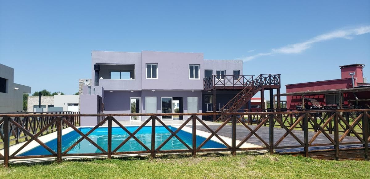 Casa en Venta y Alquiler Temporal en Costa Esmeralda Deportivo 1 - 2