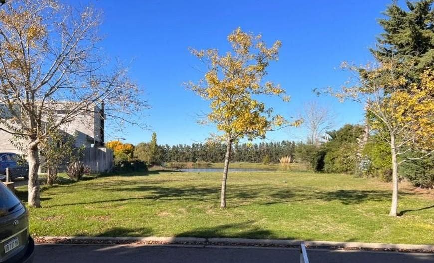 Lote en venta a La Laguna en San Isidro Labrador - Villanueva. - 1