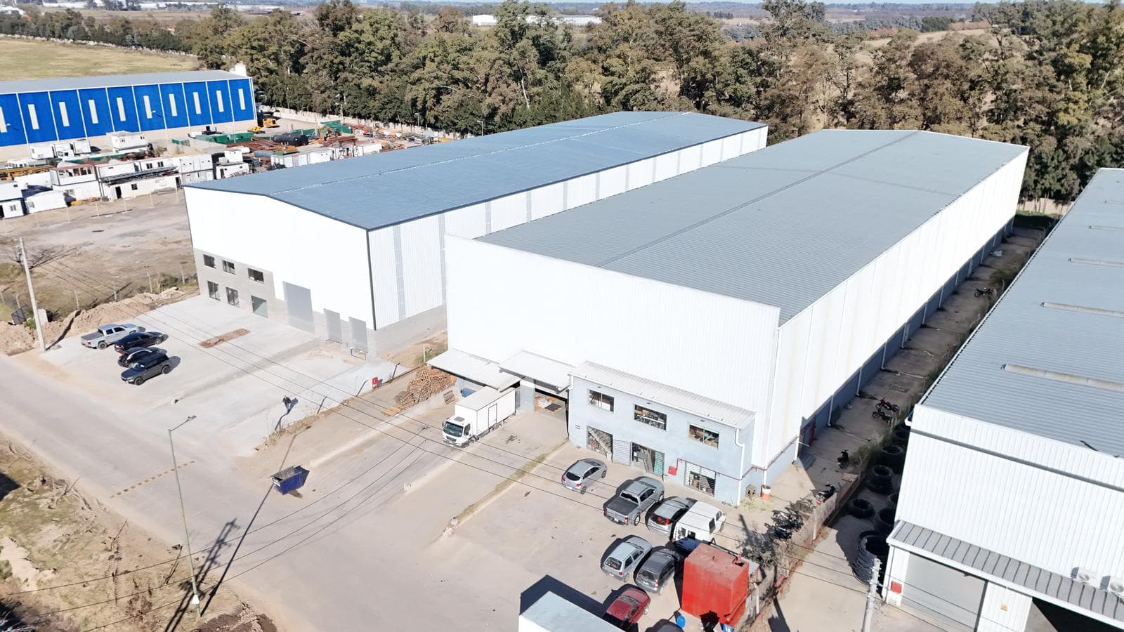 Galpón en ALQUILER 3180 M2 - POLO INDUSTRIAL EZEIZA - 1